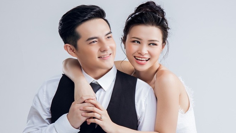 Đông Nhi và Ông Cao Thắng